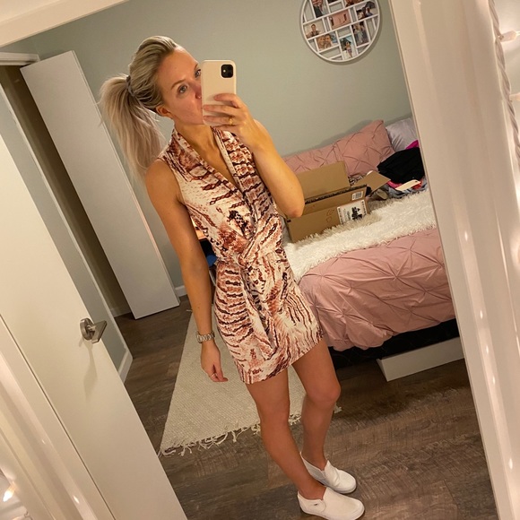 Le Chateau Pink Snake Print Wrap Dress - Picture 4 of 5